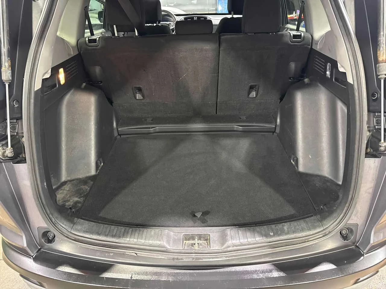Honda Cr-v * LX * АВТОКРЕДИТ БЕЗ ПЪРВОНАЧАЛНА ВНОСКА* , снимка 16 - Автомобили и джипове - 54763677