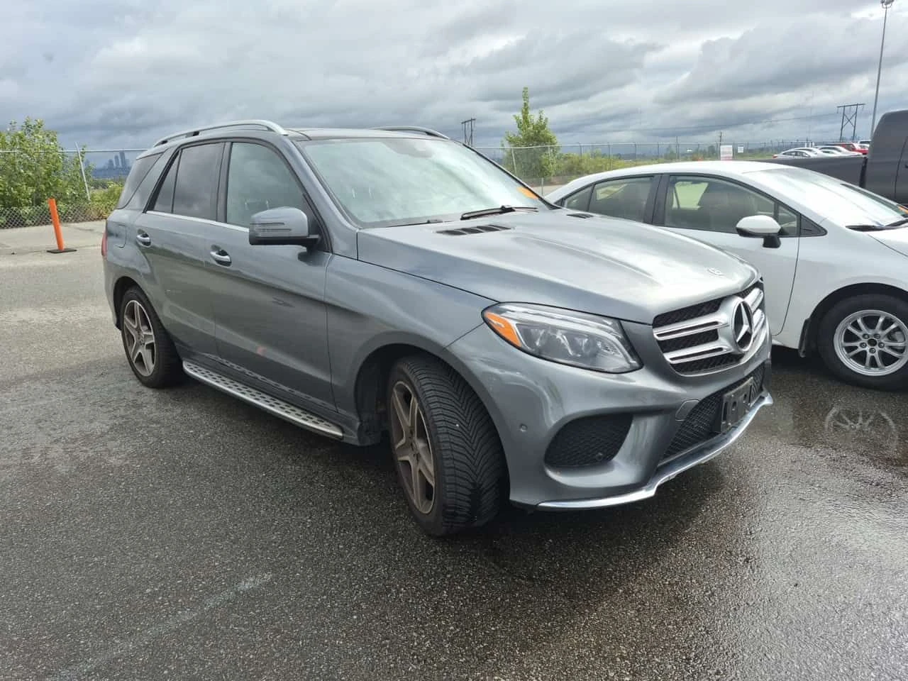 Mercedes-Benz GLE 400 AMG Line * CARFAX * Без инциденти * 51к км! * , снимка 2 - Автомобили и джипове - 54856205