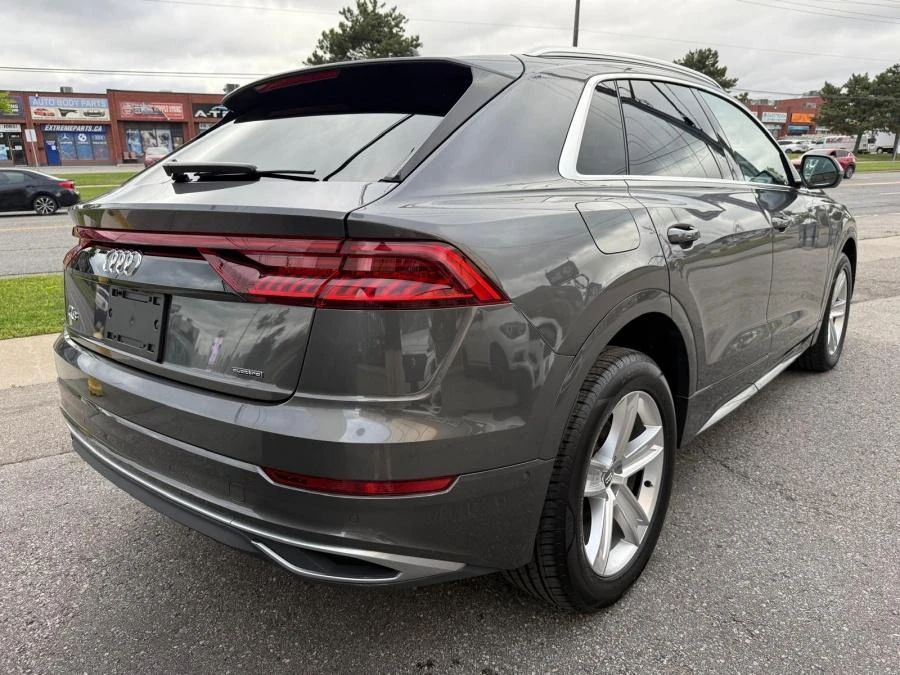 Audi Q8 S-LINE* DIS* PANO* 360* ОБДУХ* B&O, снимка 6 - Автомобили и джипове - 55971111