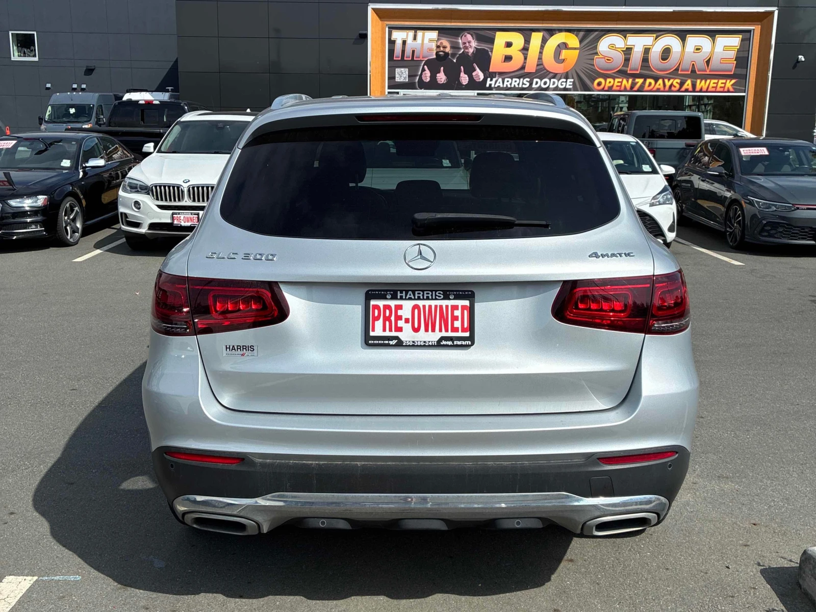 Mercedes-Benz GLC 300 * АВТОКРЕДИТ * ГЛАВНО ПРЕДСТАВИТЕЛСТВО, снимка 5 - Автомобили и джипове - 56048589