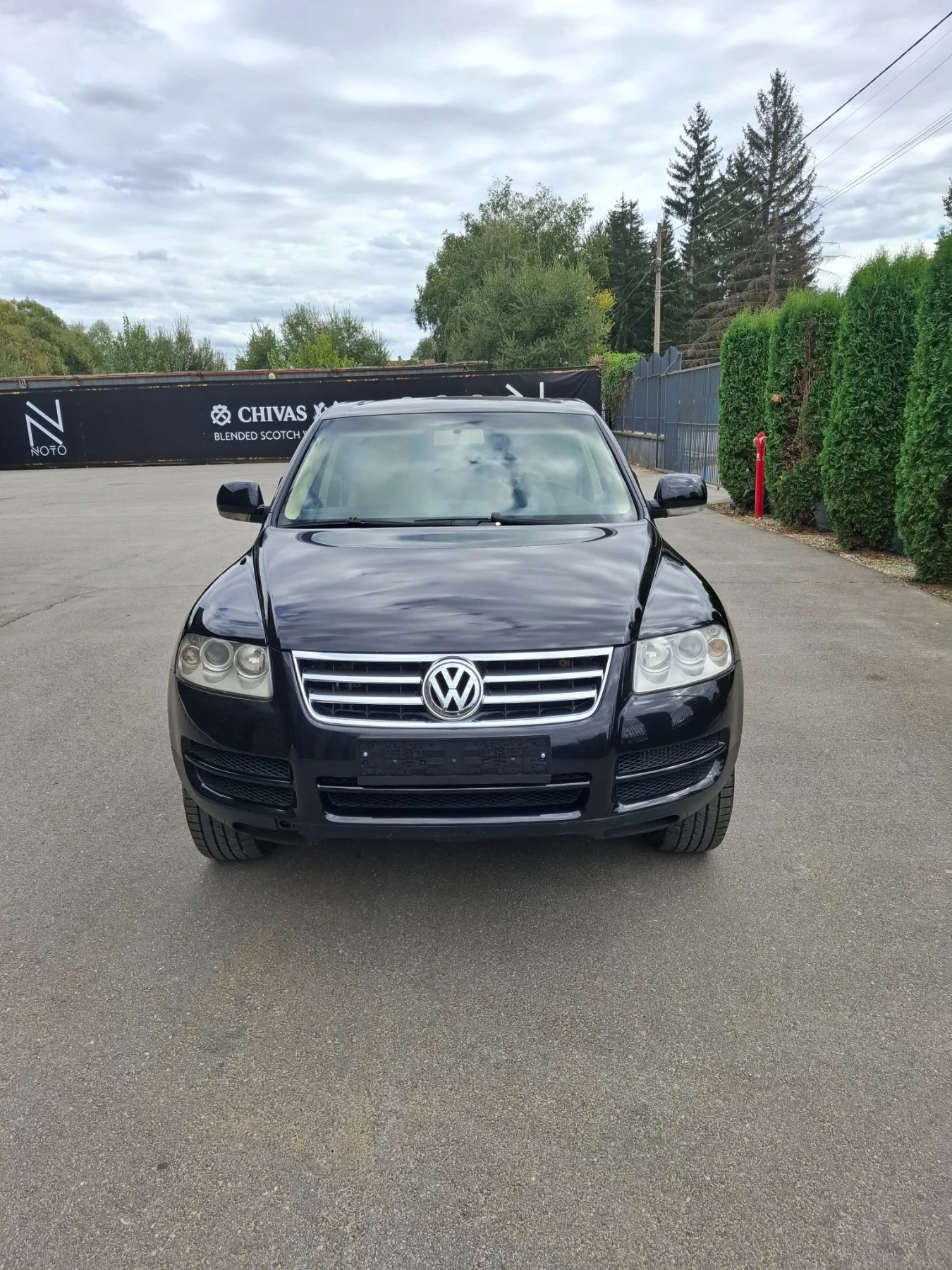 VW Touareg 2.5TDI 174к.с АВТОМАТИК 4X4 , снимка 3 - Автомобили и джипове - 56184357