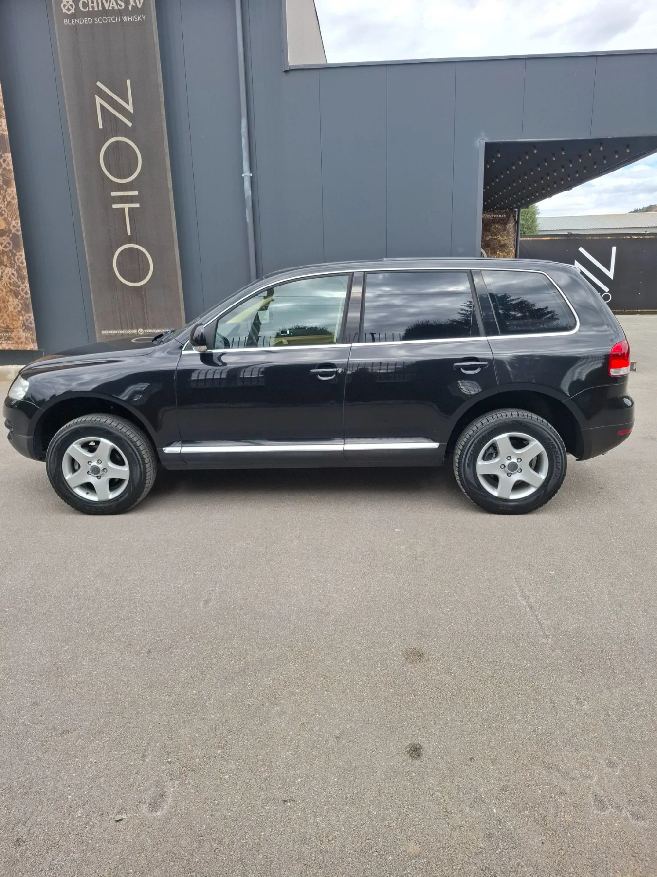 VW Touareg 2.5TDI 174к.с АВТОМАТИК 4X4 , снимка 7 - Автомобили и джипове - 56184357