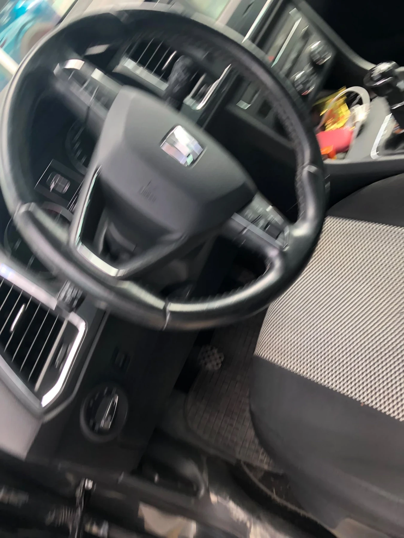 Seat Ateca, снимка 5 - Автомобили и джипове - 56534700