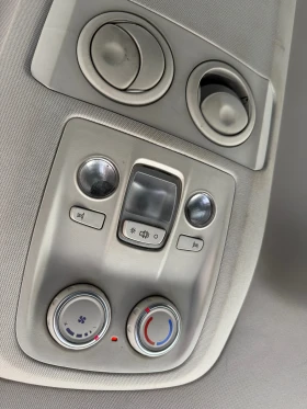 Opel Vivaro Пътнически, снимка 14