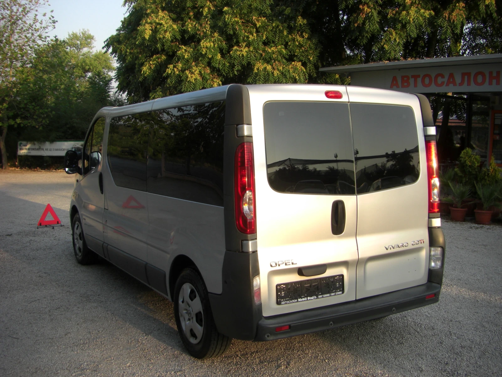Opel Vivaro 2.0CDTI 6ck.MAXI EURO 5A - изображение 3