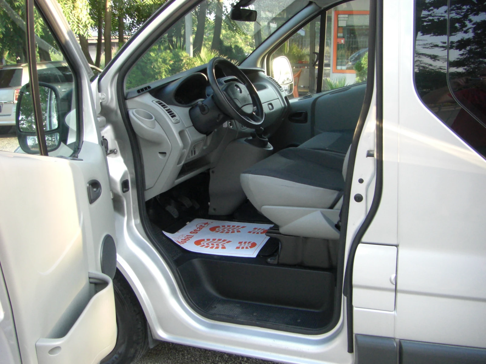 Opel Vivaro 2.0CDTI 6ck.MAXI EURO 5A - изображение 9