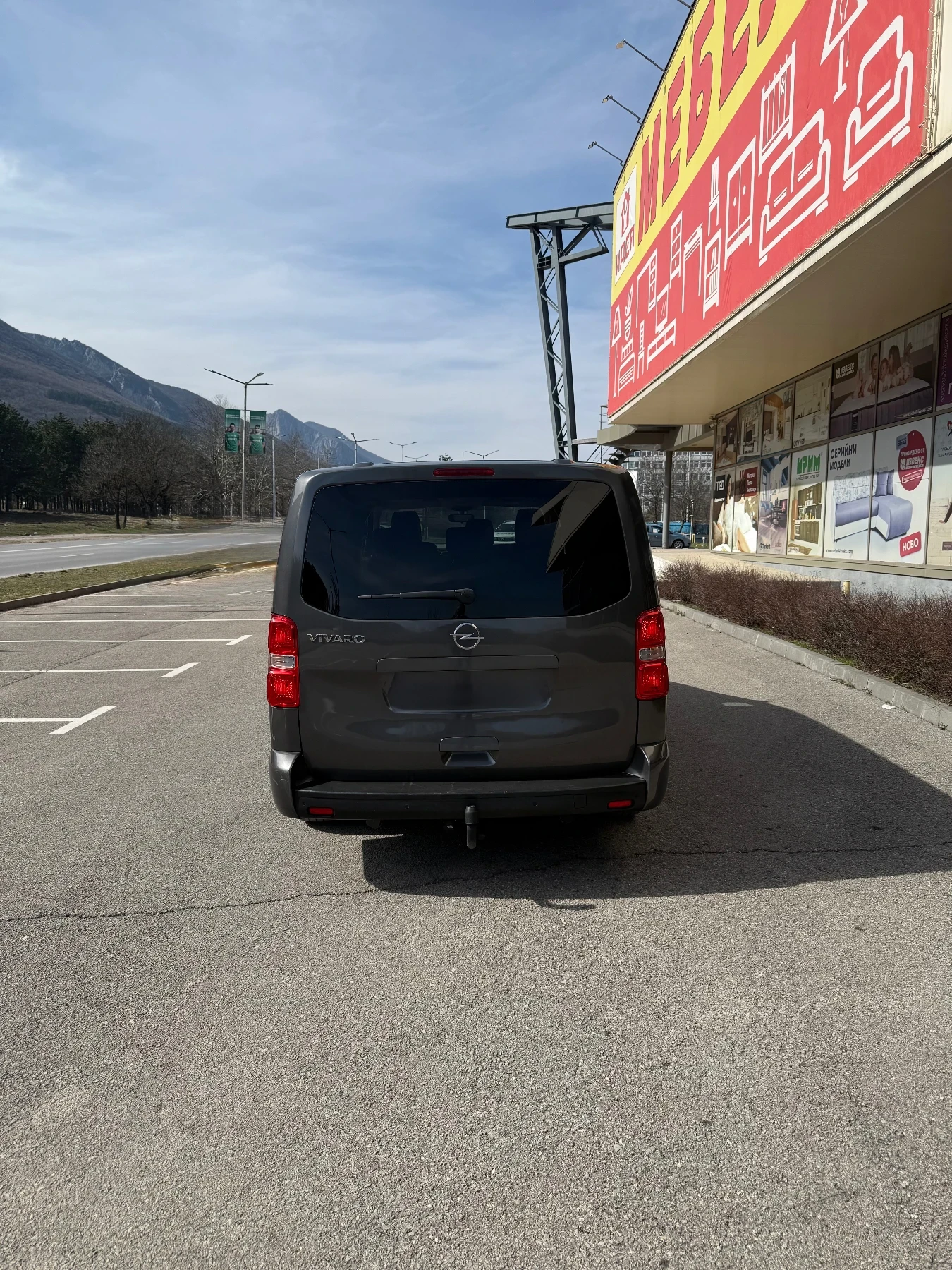 Opel Vivaro Пътнически, снимка 4 - Бусове и автобуси - 53786421