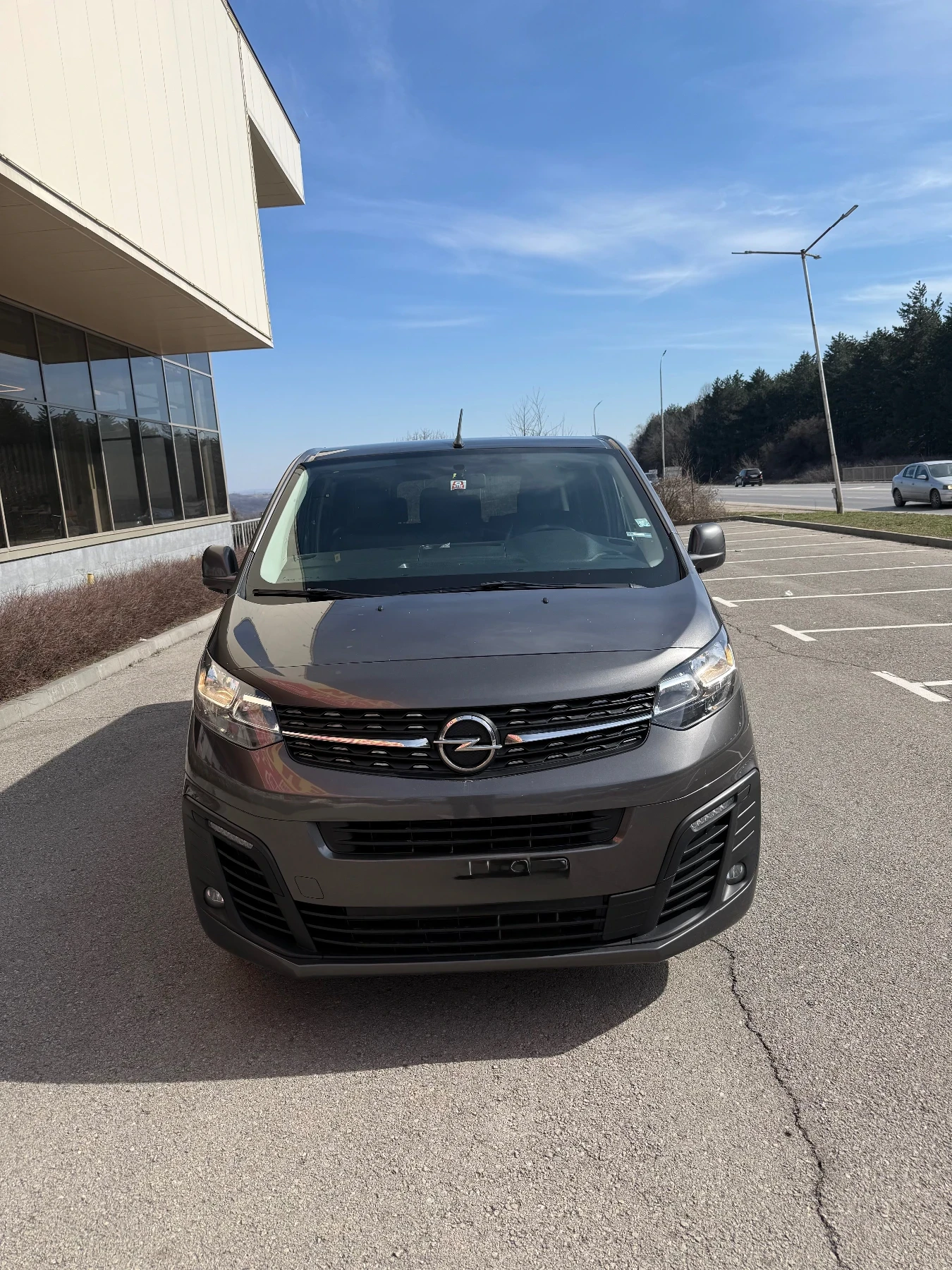 Opel Vivaro Пътнически
