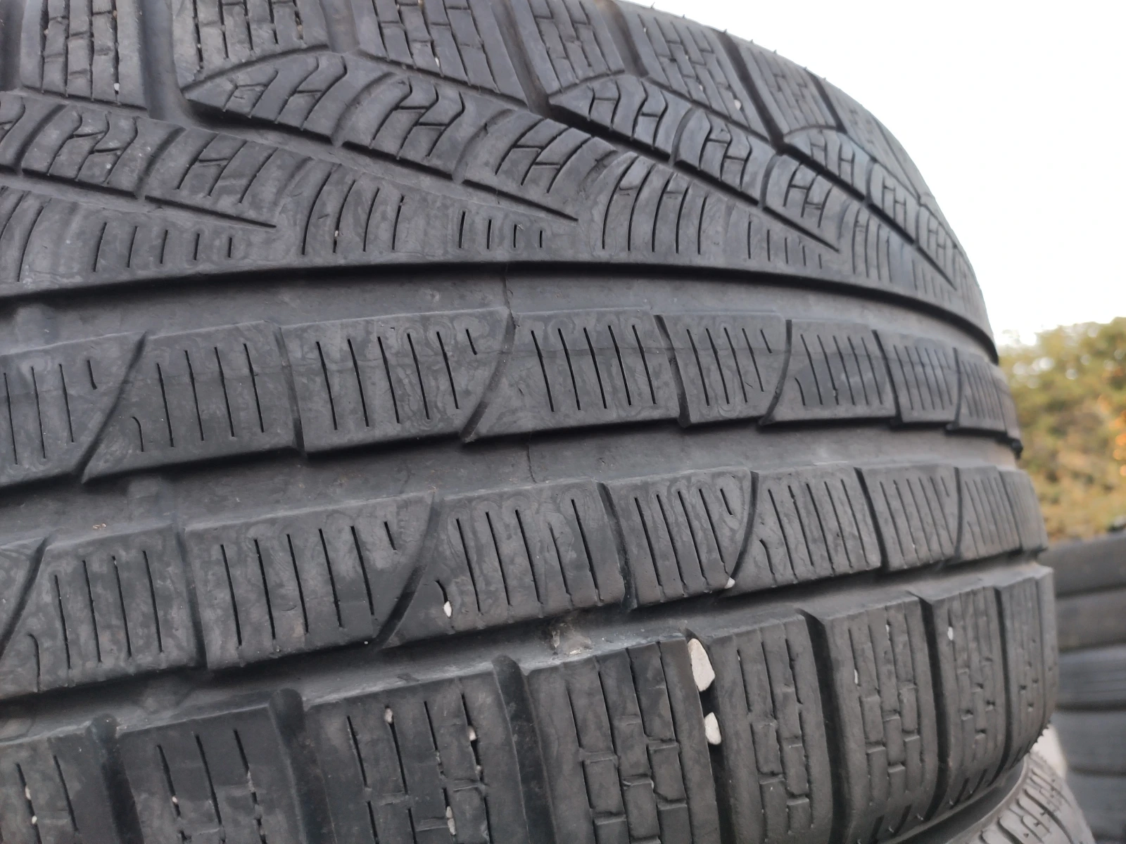  235/35R19 | Mobile.bg   4