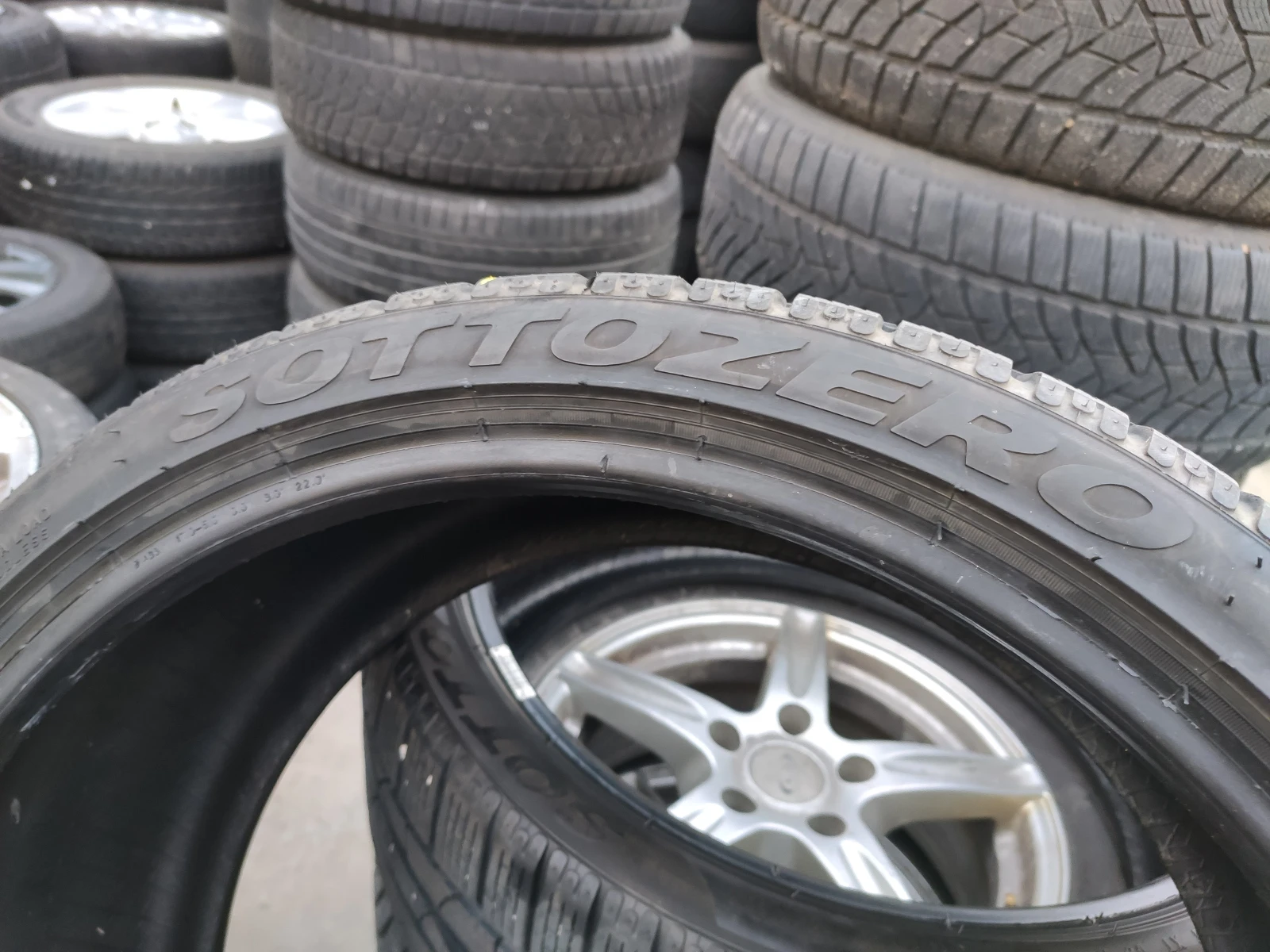  235/35R19 | Mobile.bg   6