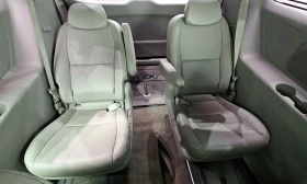 Kia Carnival 9-Seater Prestige, снимка 12