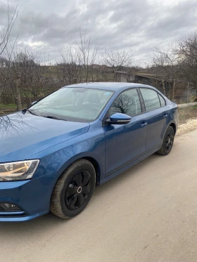 VW Jetta 2.0 BLUEMOTION , снимка 2