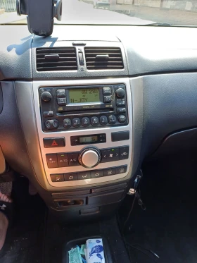 Toyota Avensis verso | Mobile.bg    6