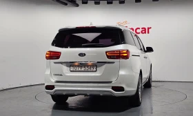 Kia Carnival 9-Seater Prestige - 16700 € / 32662.36 лв. - 61800360 4