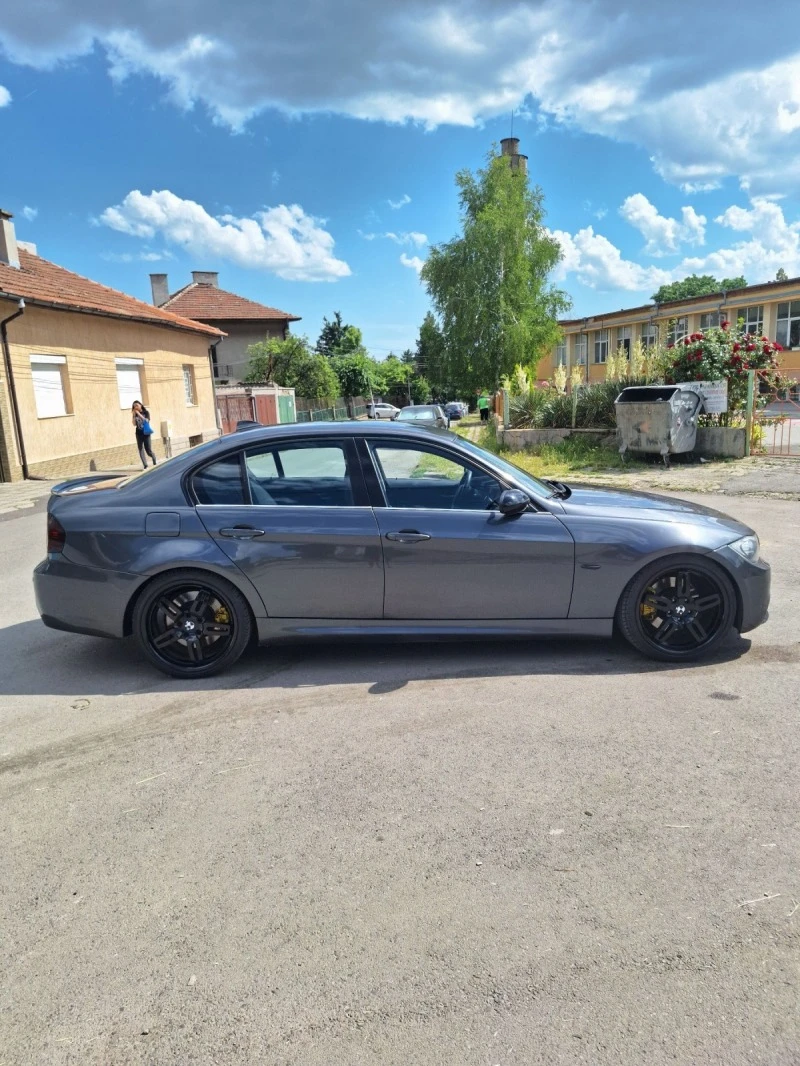 BMW 330, снимка 4 - Автомобили и джипове - 47853620