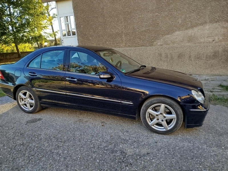 Mercedes-Benz C 230, снимка 6 - Автомобили и джипове - 47836652