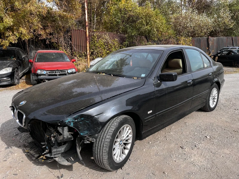 BMW 520  На части, снимка 1 - Автомобили и джипове - 48292064