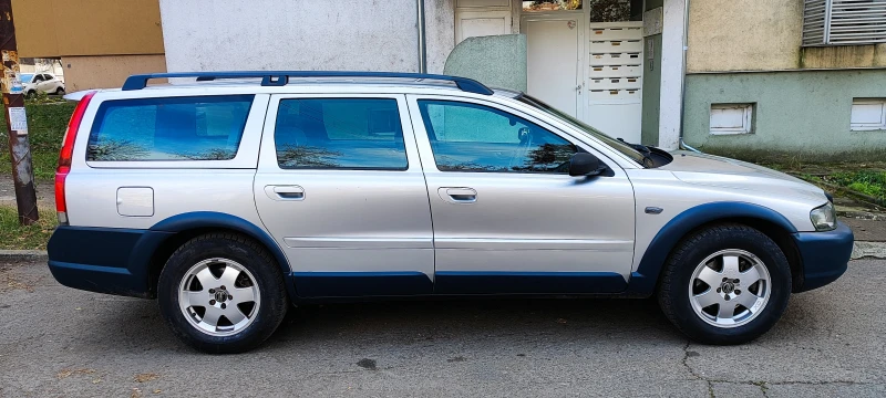 Volvo Xc70 cross country, снимка 4 - Автомобили и джипове - 48787360