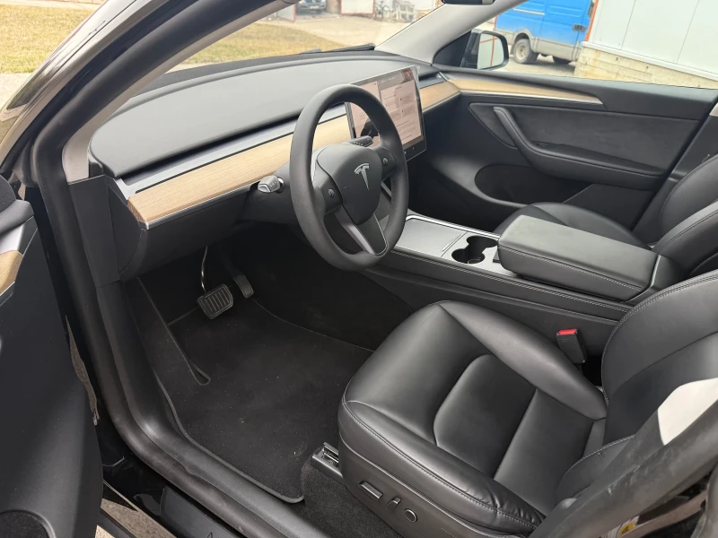 Tesla Model Y Гаранционна, Европейска , снимка 9 - Автомобили и джипове - 49551454