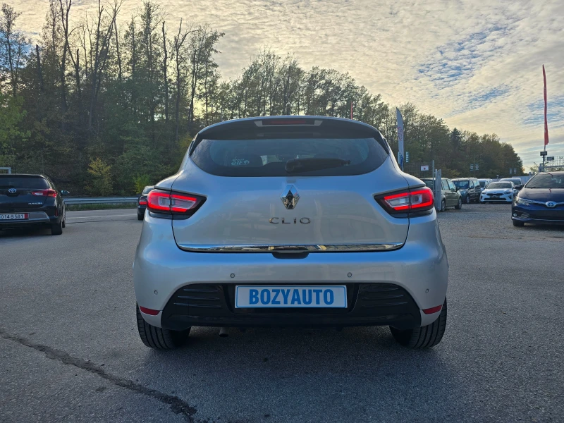 Renault Clio 0.900TCE-GPL/DESIGN-MOSCHINO, снимка 4 - Автомобили и джипове - 52179871