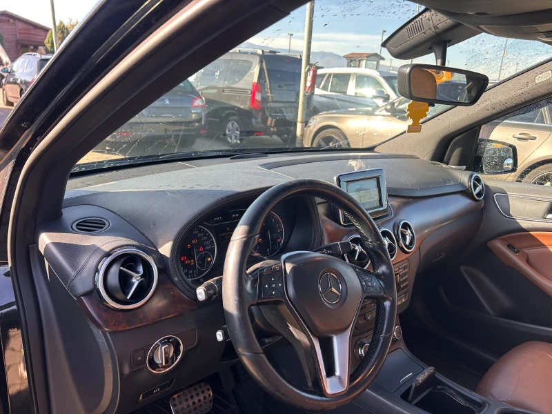 Mercedes-Benz B 220 CDI AVTOMAT/PANORAMA/KOJA EURO 6, снимка 14 - Автомобили и джипове - 52241769