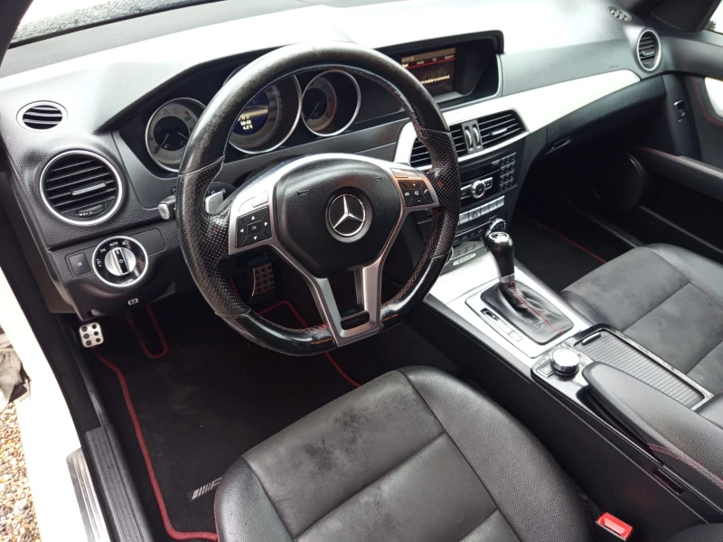 Mercedes-Benz C 300 Коледна Промоция: Facelift AMG Line, снимка 15 - Автомобили и джипове - 52596754