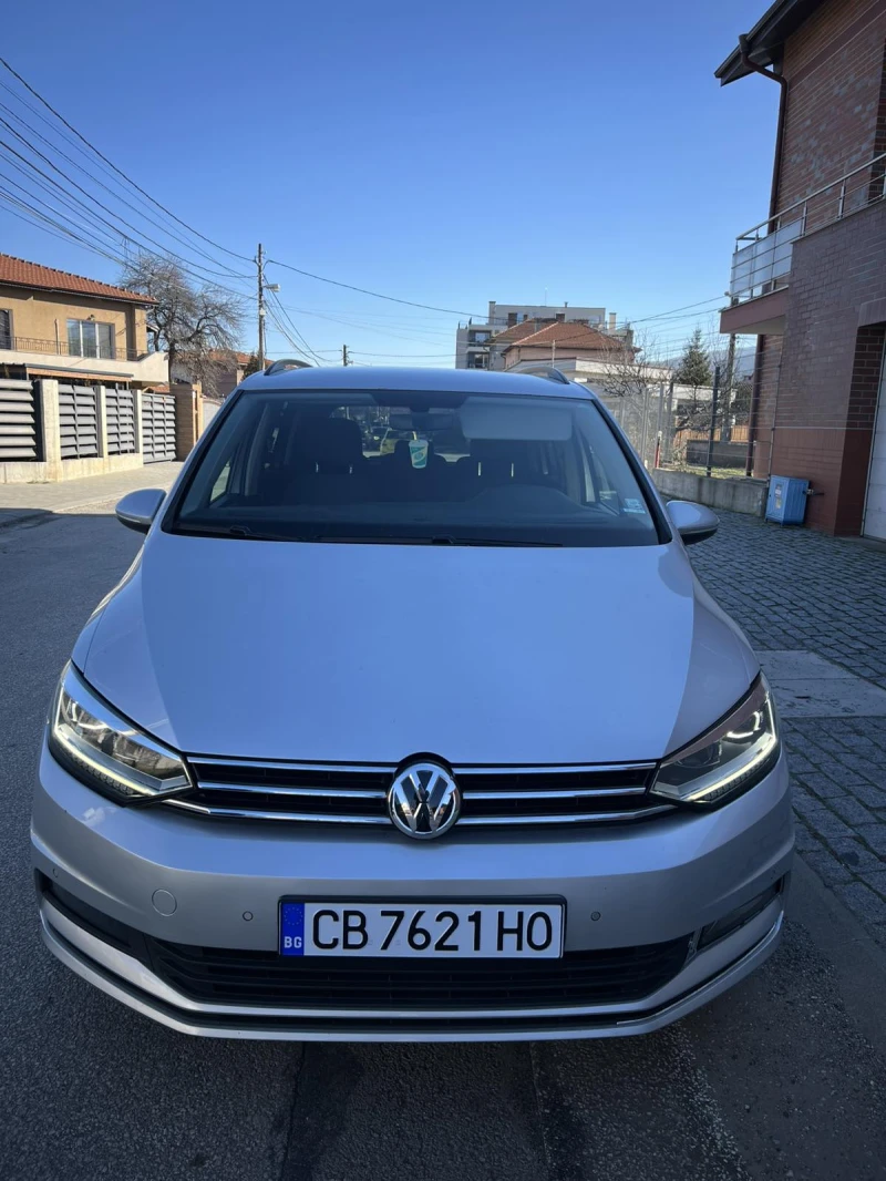 VW Touran 2.0 TDI, снимка 2 - Автомобили и джипове - 52935554