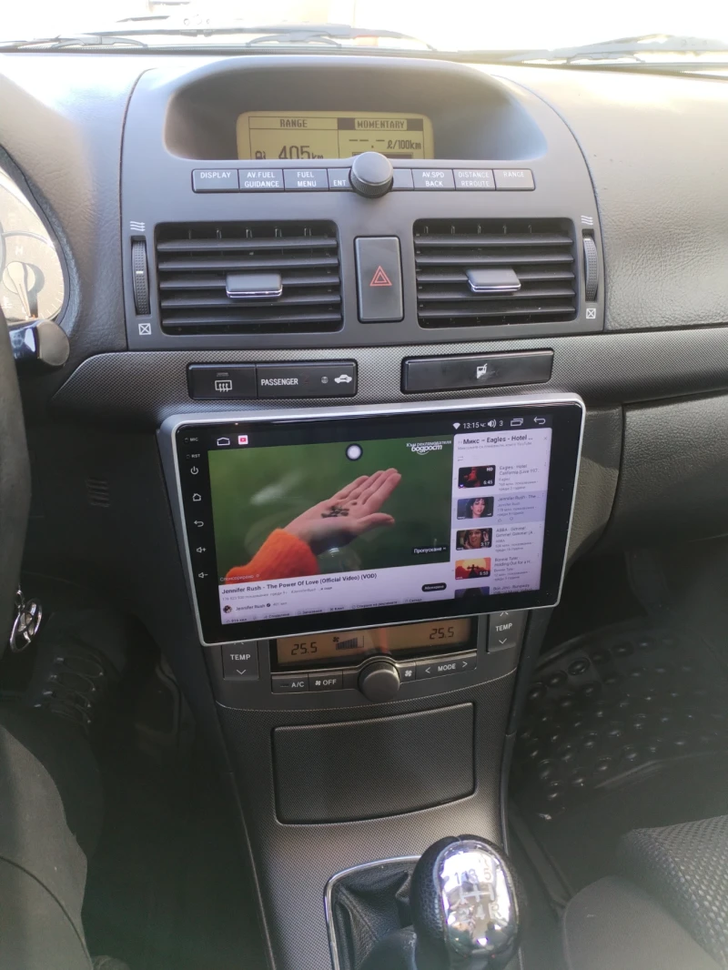 Toyota Avensis, снимка 13 - Автомобили и джипове - 52951027