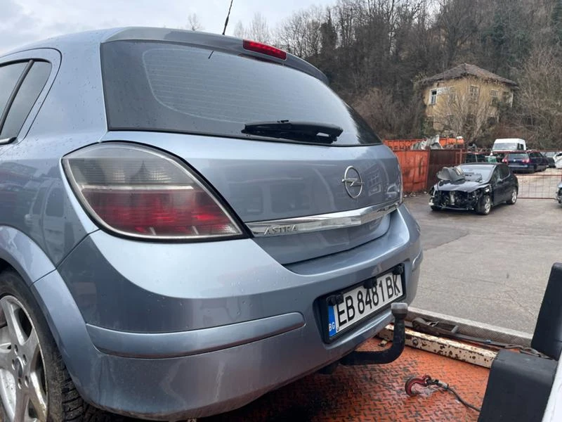 Opel Astra H 1.8i, снимка 4 - Автомобили и джипове - 43182247