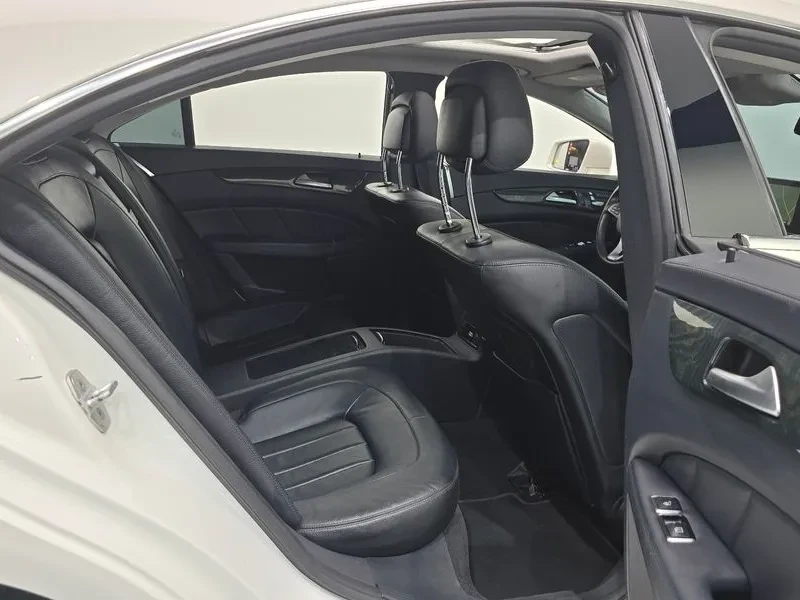 Mercedes-Benz CLS 350 W218 Cls350 D 4Matic, снимка 11 - Автомобили и джипове - 55464789