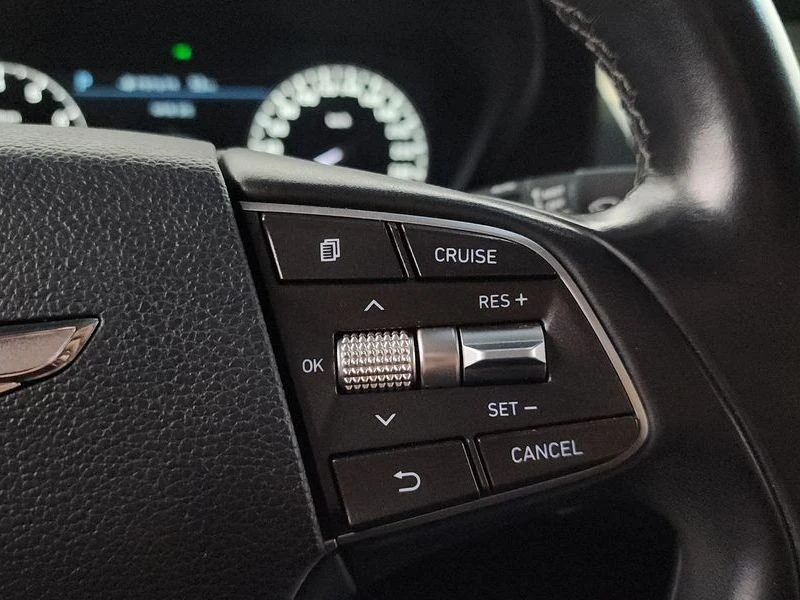 Genesis G90 3.8 Automatic, снимка 9 - Автомобили и джипове - 55598962