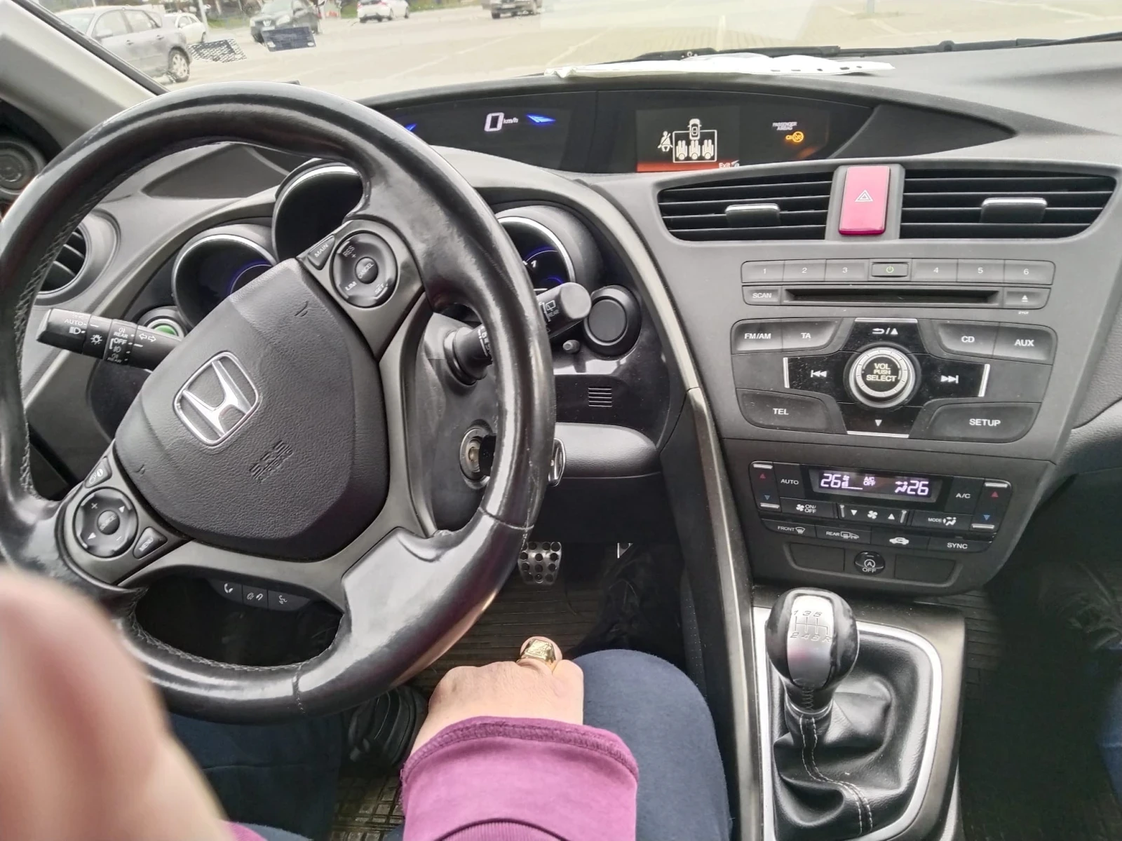 Honda Civic 1, 6d - изображение 9