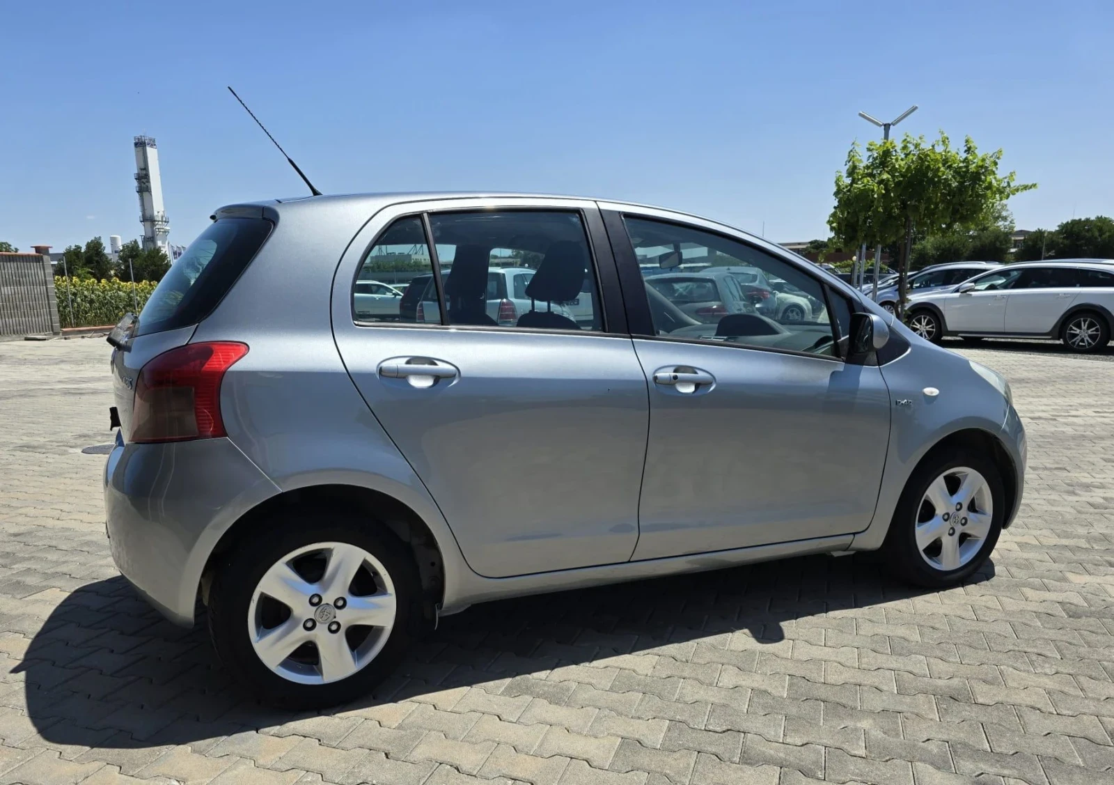 Toyota Yaris 1.4D4D - изображение 5