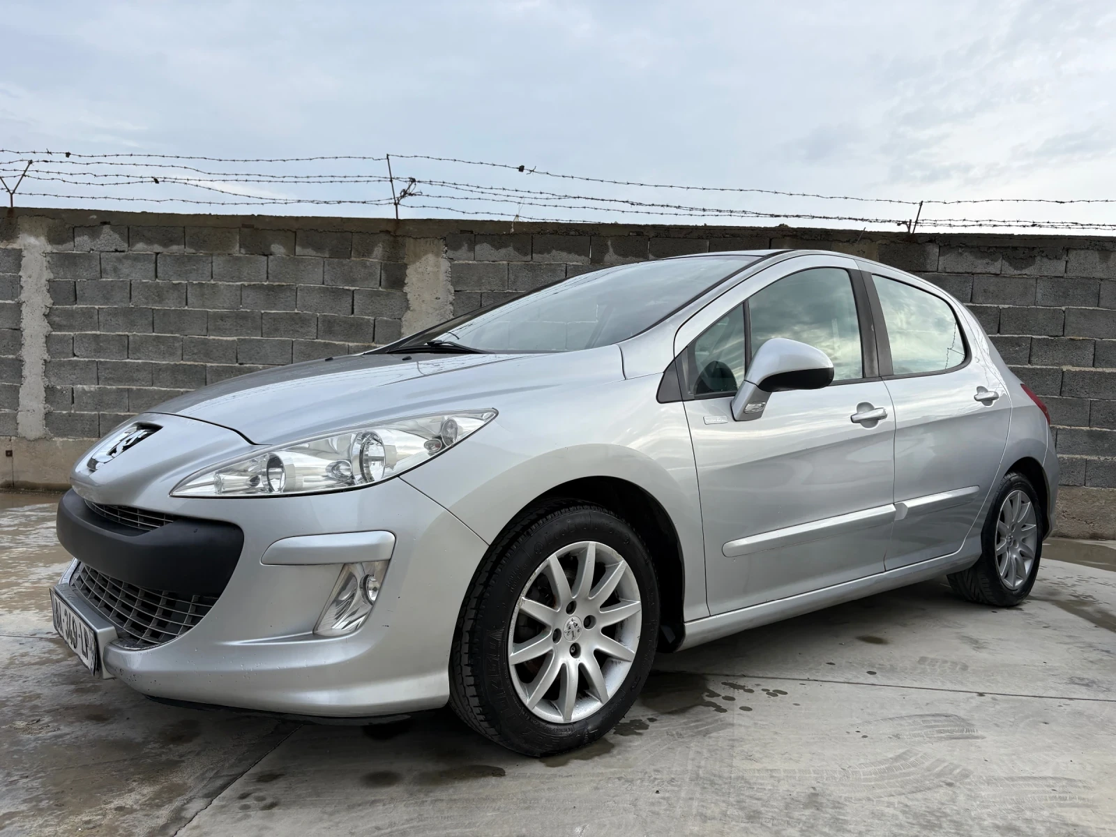 Peugeot 308 1.6 HDI* Panorama* Klimatronik* EURO5*  - изображение 2