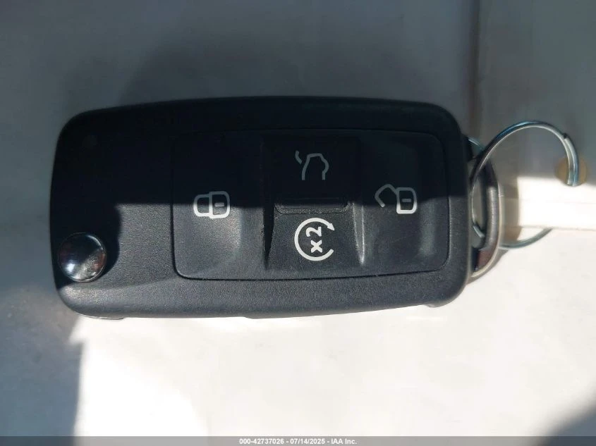 VW Passat 2.0L I-4 DI, DOHC, VVT, TURBO, 174HP Front Wheel | Mobile.bg   3