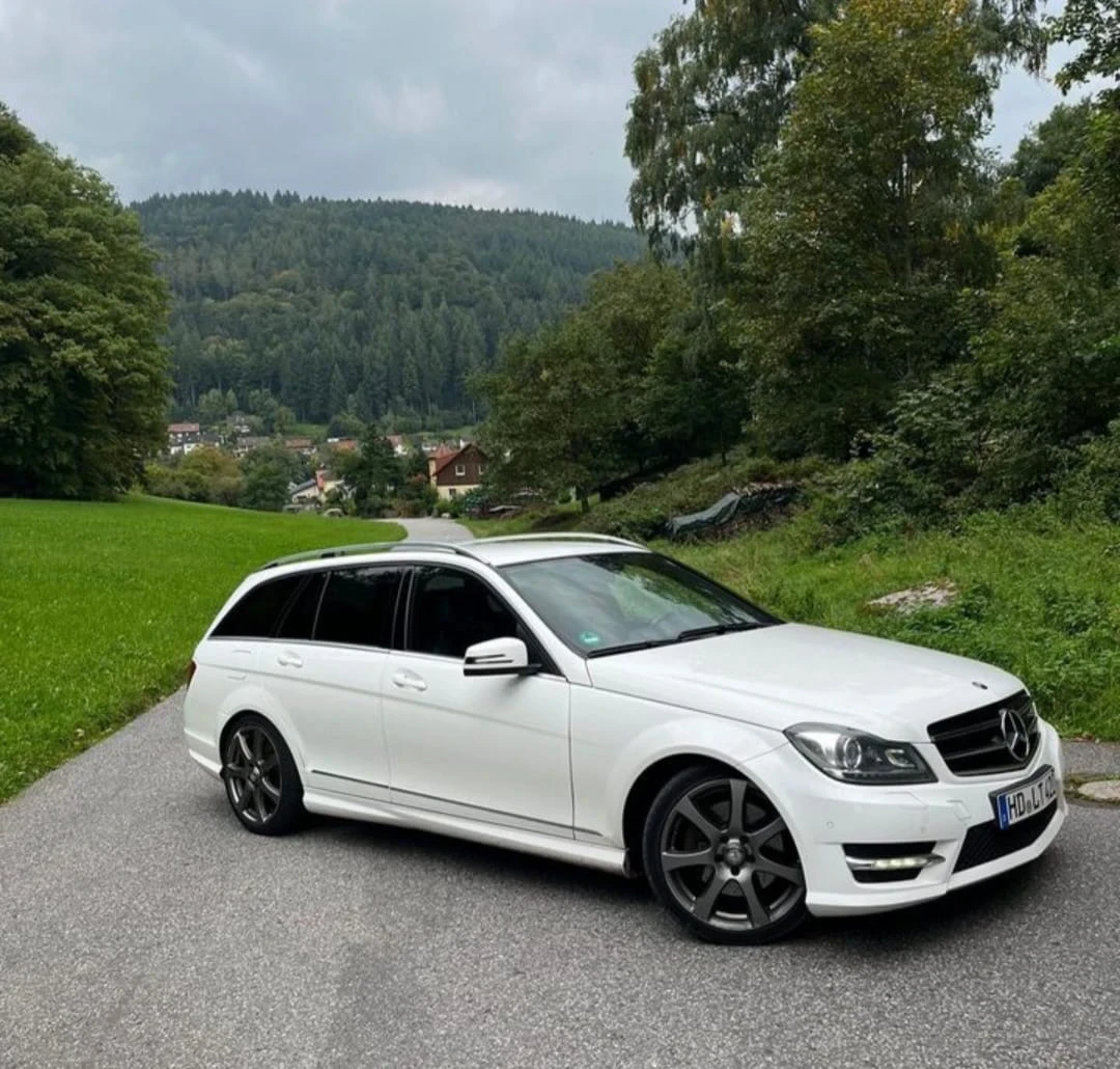Mercedes-Benz C 300 Facelift AMG Line - изображение 4