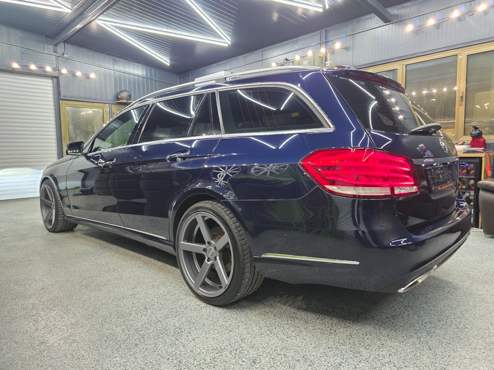 Mercedes-Benz E 350 Multibeam Kamera Keyles - изображение 5