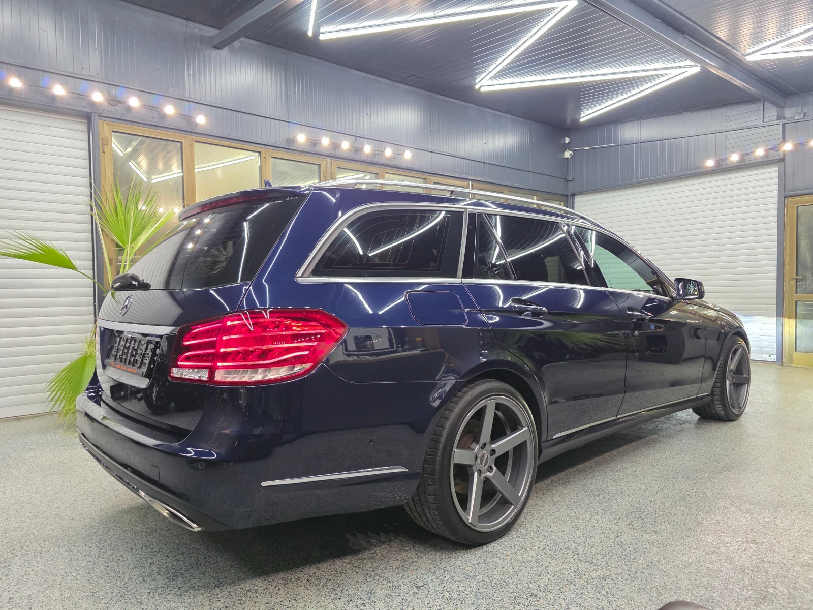 Mercedes-Benz E 350 Multibeam Kamera Keyles - изображение 8