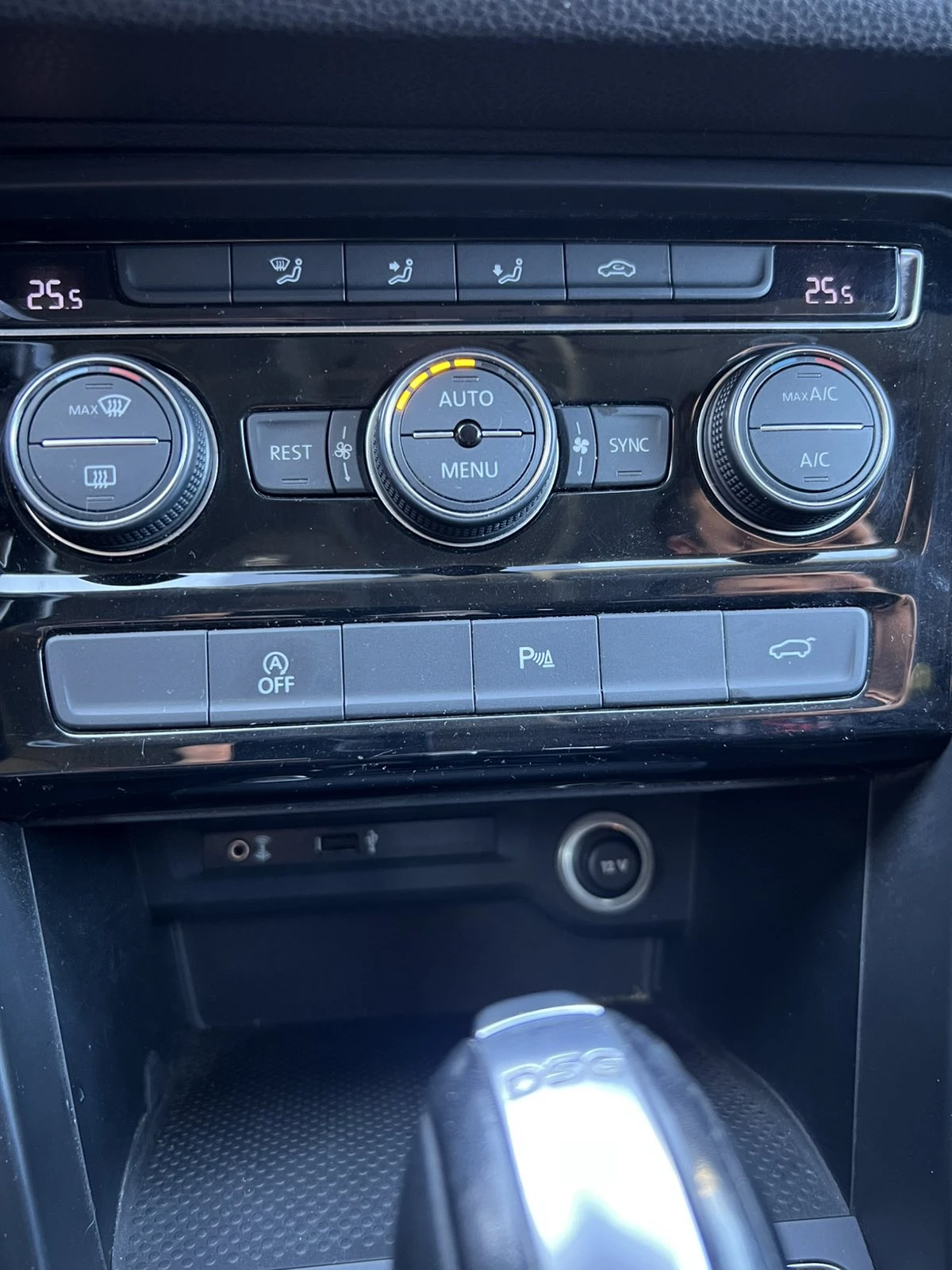 VW Touran 2.0 TDI 6+ 1 | Mobile.bg � ����������� 13