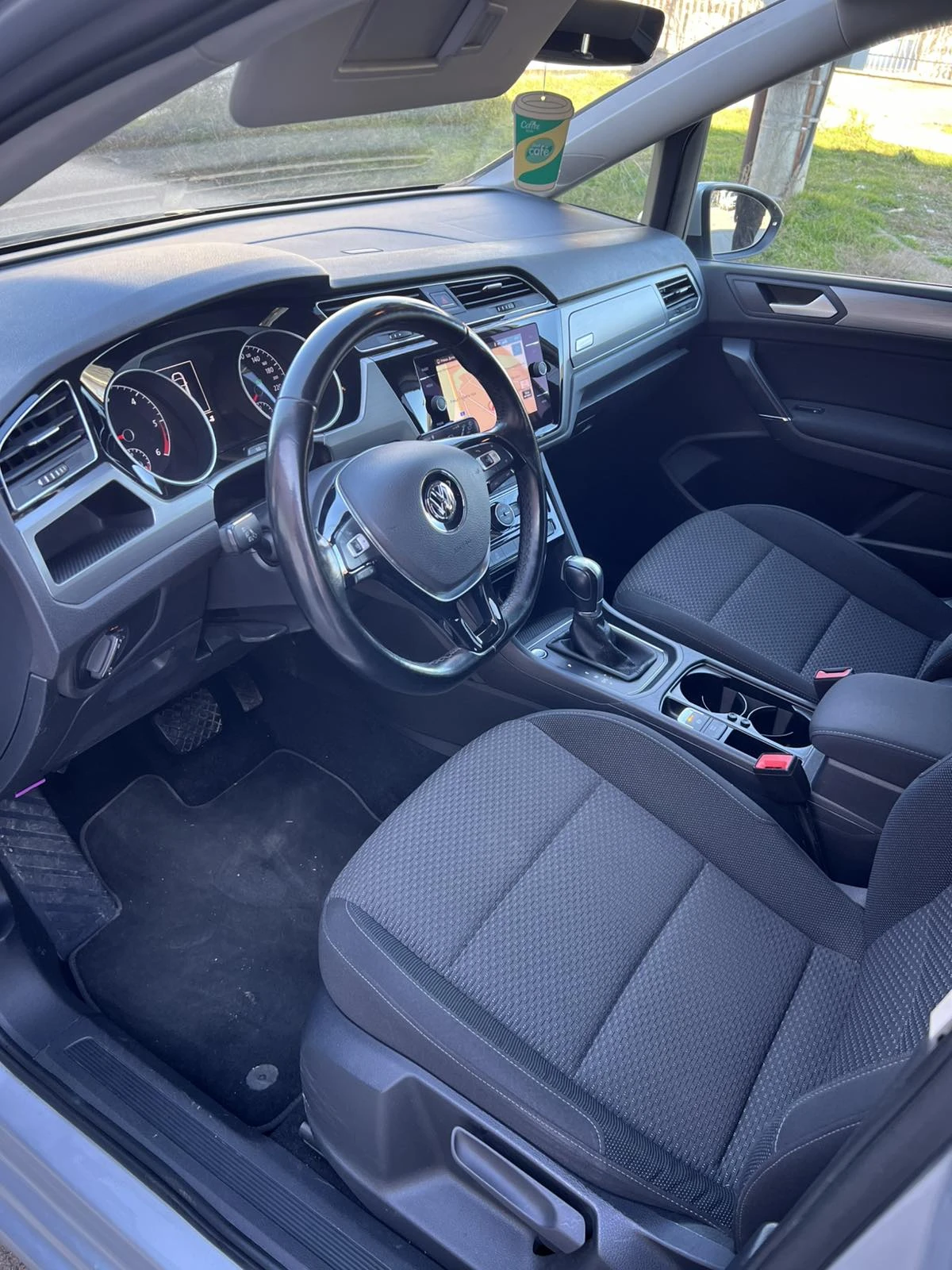 VW Touran 2.0 TDI 6+ 1 | Mobile.bg � ����������� 12