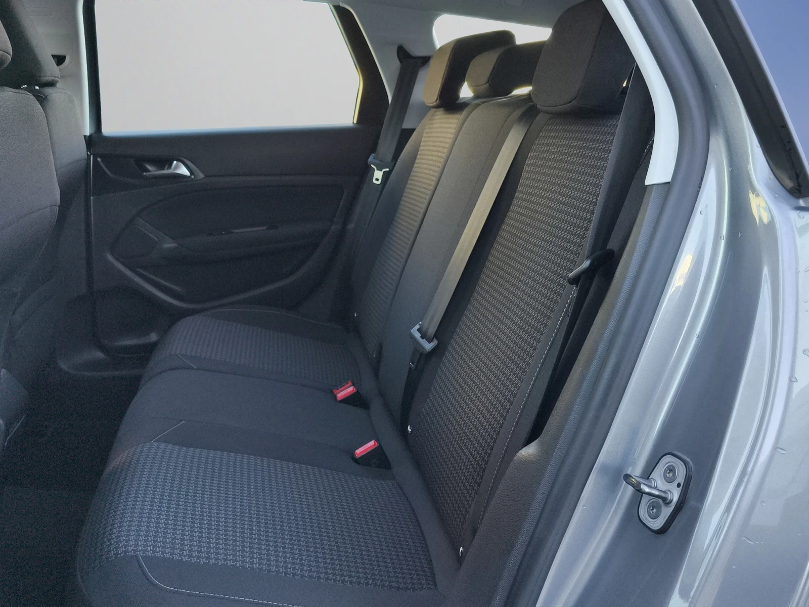 Peugeot 308 SW ACTIVE PACK 1, 5 BlueHDi 130 EAT8//2101135 | Mobile.bg � ����������� 12