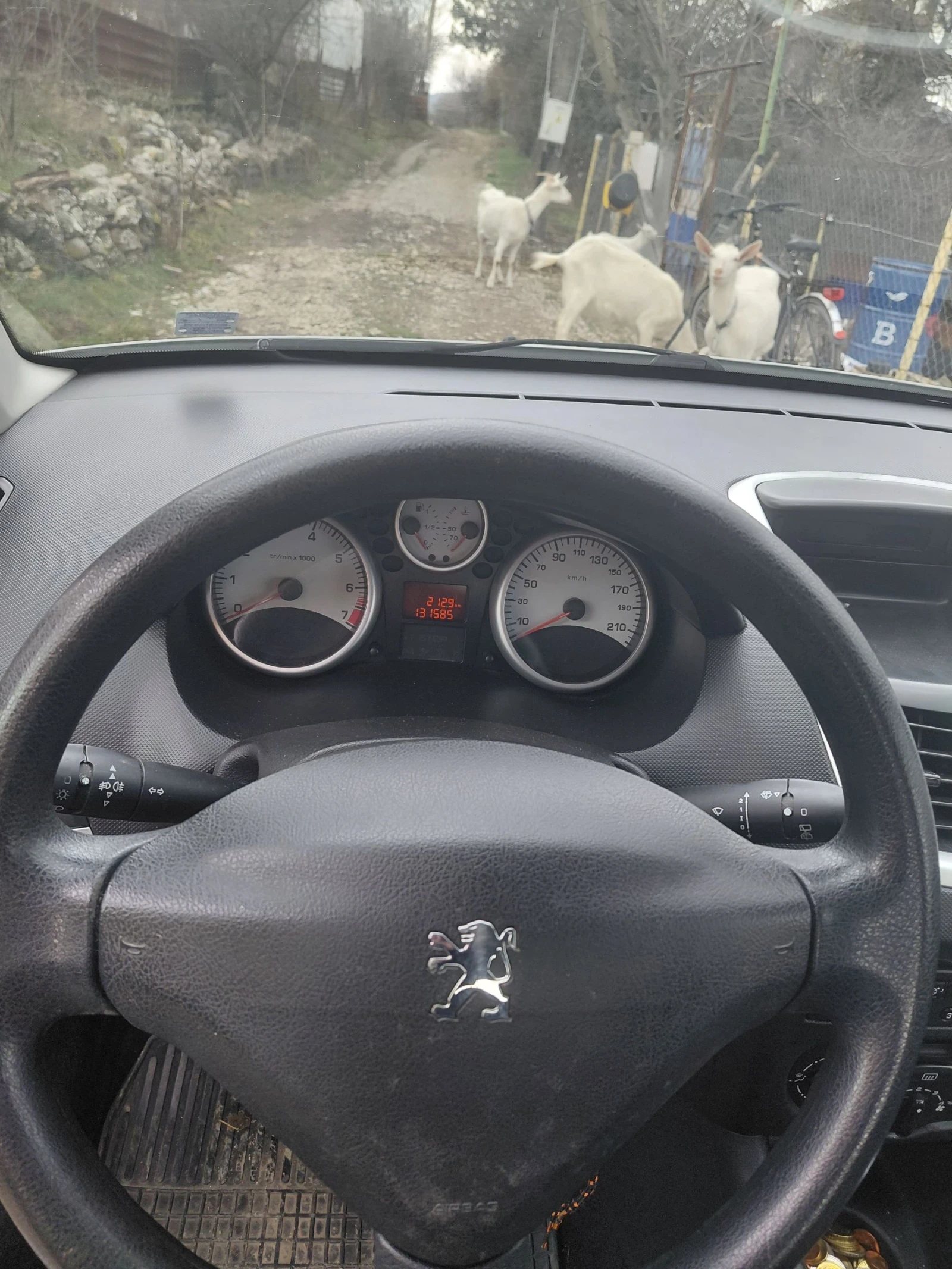 Peugeot 206, снимка 5 - Автомобили и джипове - 53720448