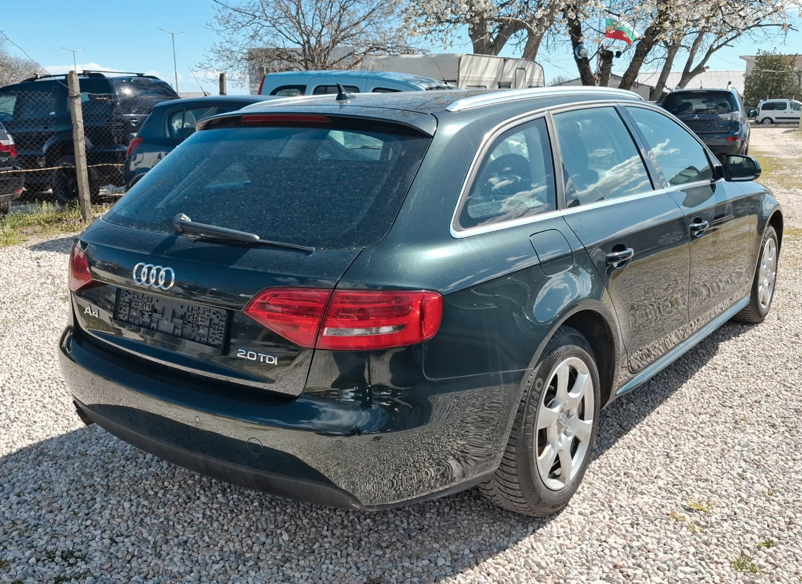 Audi A4 2.0 TDI, снимка 4 - Автомобили и джипове - 53735269