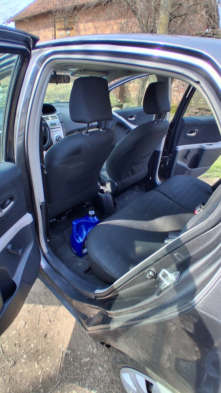 Toyota Yaris, снимка 7 - Автомобили и джипове - 53757612