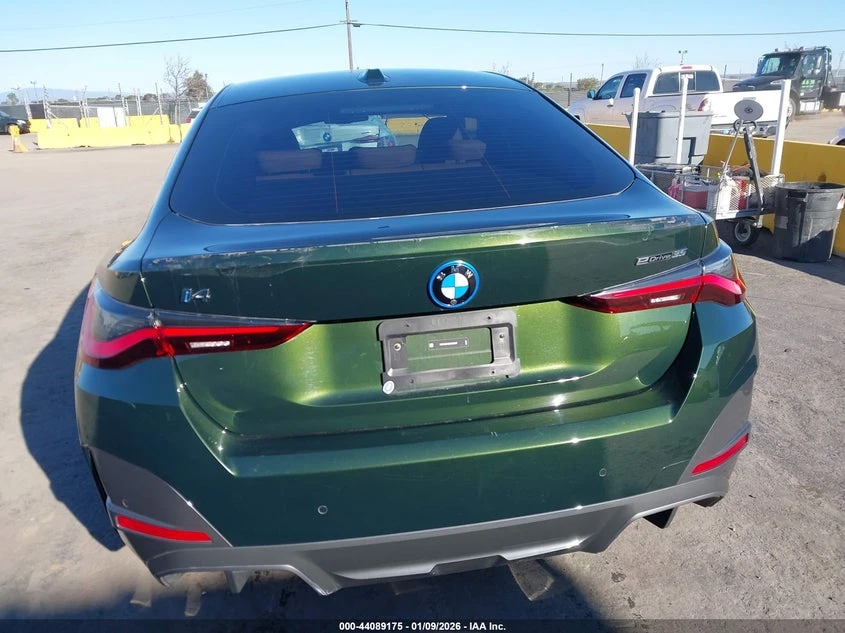 BMW i4 GRAN COUPE EDRIVE35, снимка 9 - Автомобили и джипове - 53768187