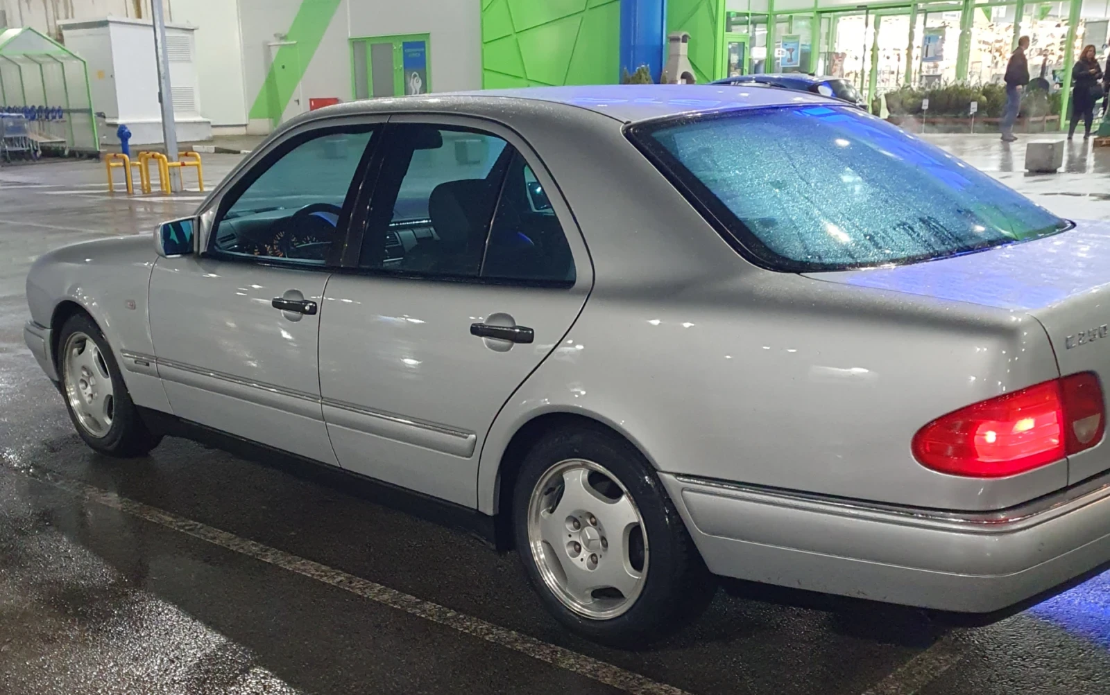 Mercedes-Benz E 250 W210 на 43000 км