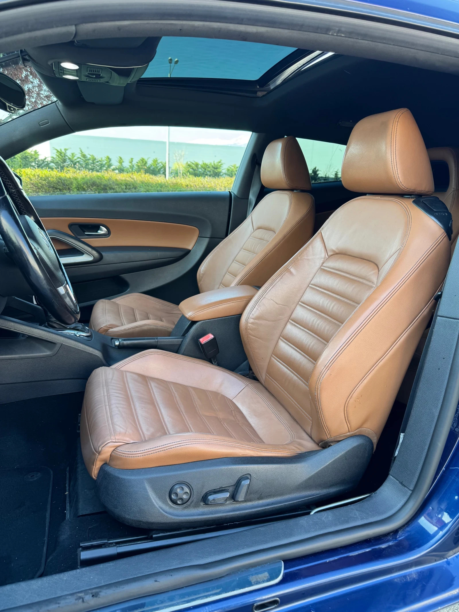 VW Scirocco 2.0Turbo DSG фейс EXCLUSIVE , снимка 12 - Автомобили и джипове - 54311480