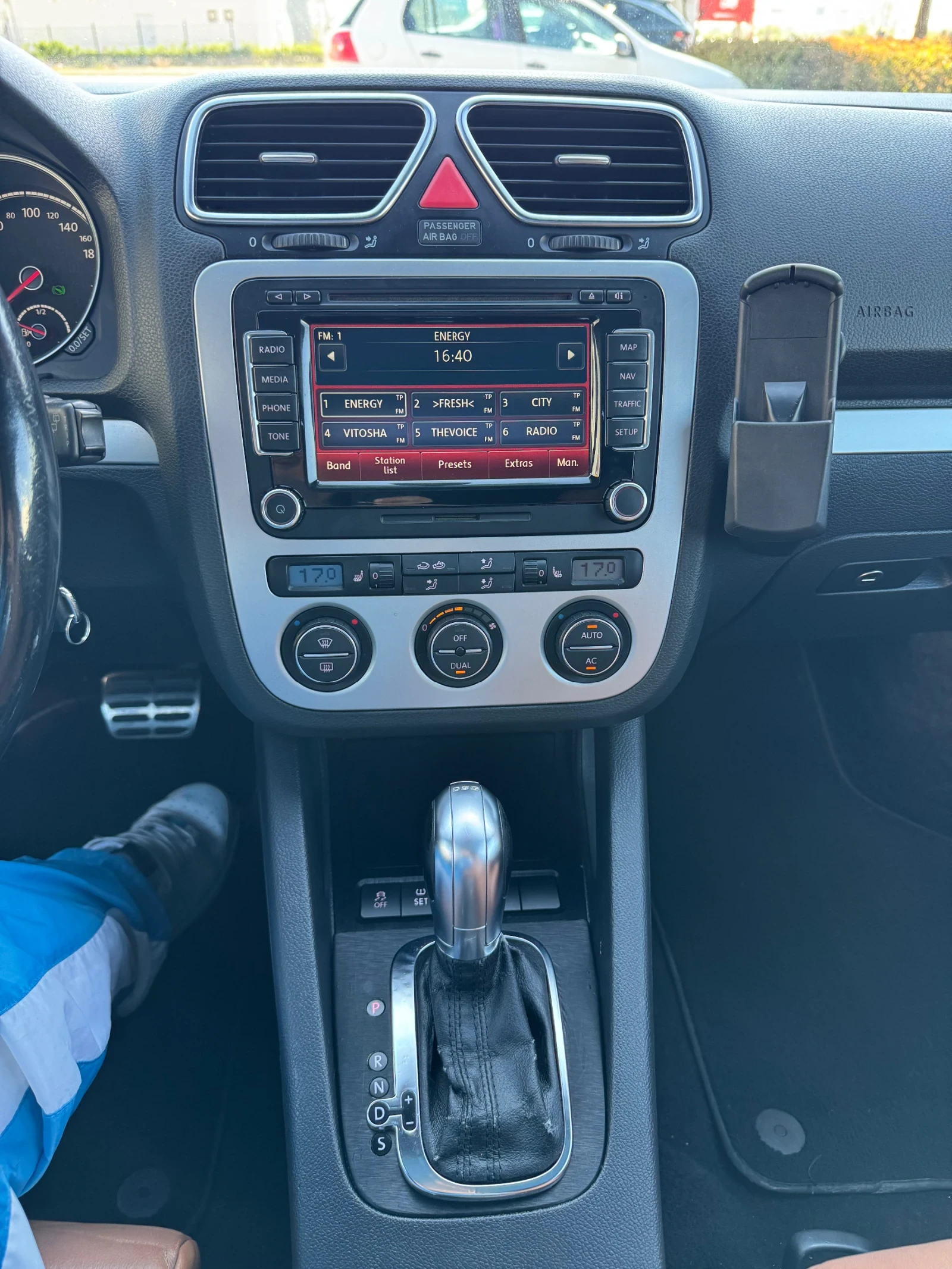 VW Scirocco 2.0Turbo DSG фейс EXCLUSIVE , снимка 16 - Автомобили и джипове - 54311480