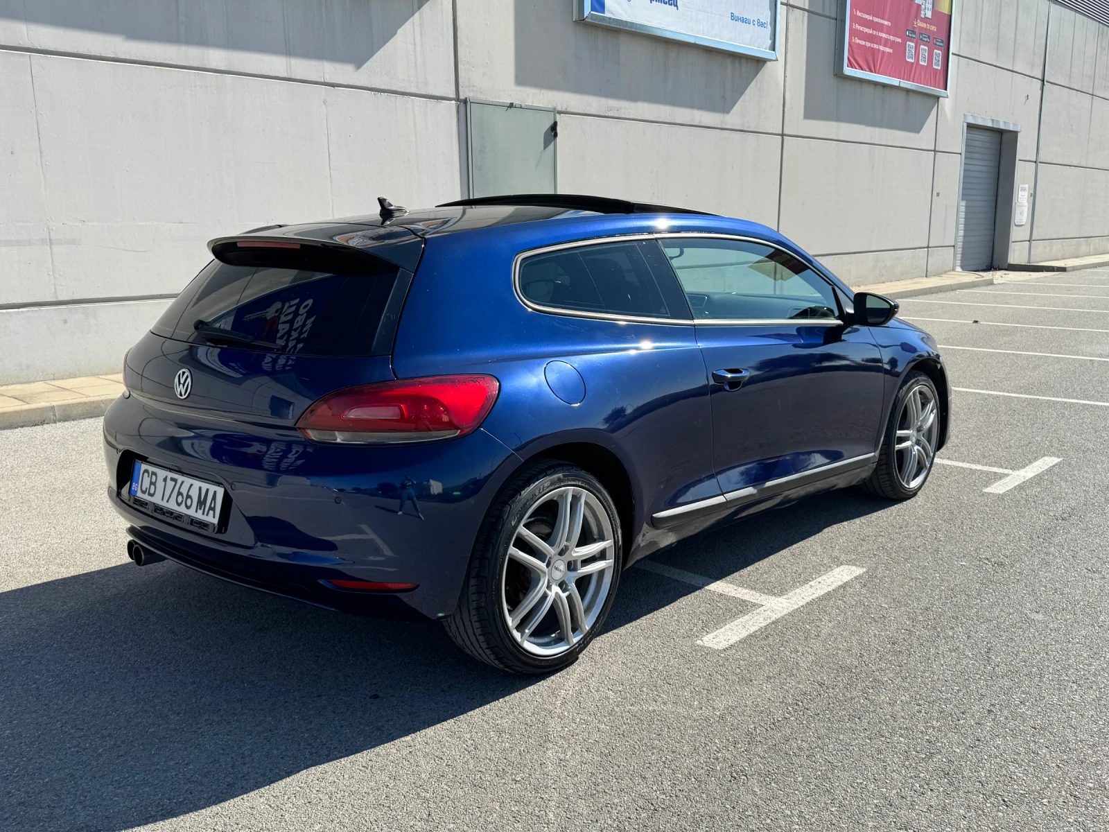 VW Scirocco 2.0Turbo DSG фейс EXCLUSIVE , снимка 5 - Автомобили и джипове - 54311480