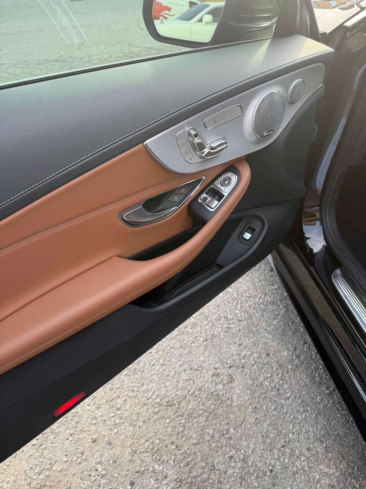 Mercedes-Benz C 43 AMG 4MATIC Coupe * BURMESTER * ПОДГРЕВИ * ПАНО * , снимка 16 - Автомобили и джипове - 54702610